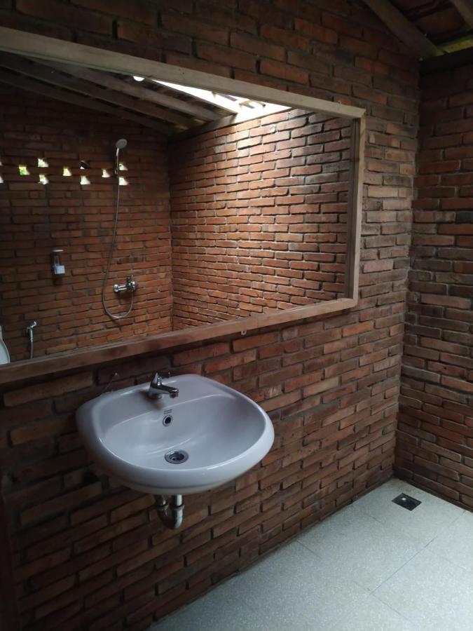 Omah Kayu Jagalan Hotel Magelang Eksteriør billede